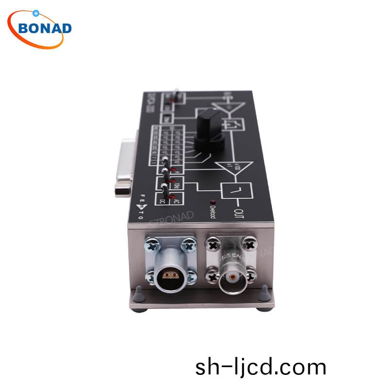 DLPCA-200可變增(zeng)益(yi)電(dian)流放大(da)器