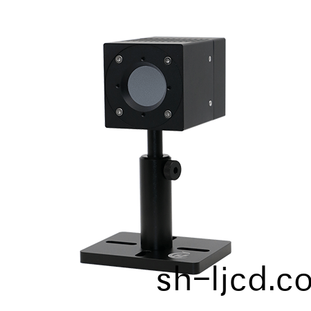 50mW-150W風(feng)冷熱(re)電堆(dui)激(ji)光功(gong)率計(ji)BND-F150-30